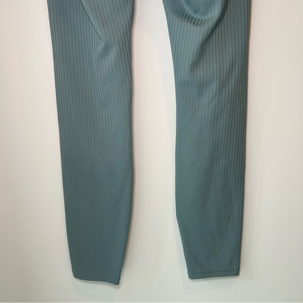 Vuori Inversion Rib Legging Blue/Green Size Extra Small - Picture 13 of 16